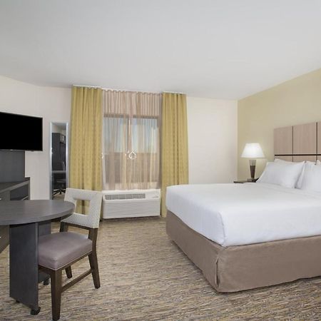 Candlewood Suites Pueblo By Ihg Extérieur photo