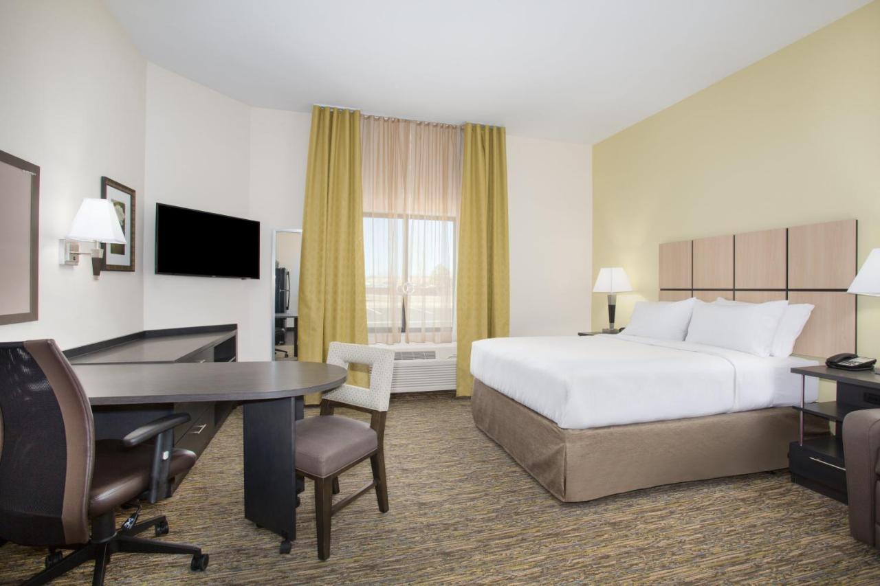Candlewood Suites Pueblo By Ihg Extérieur photo