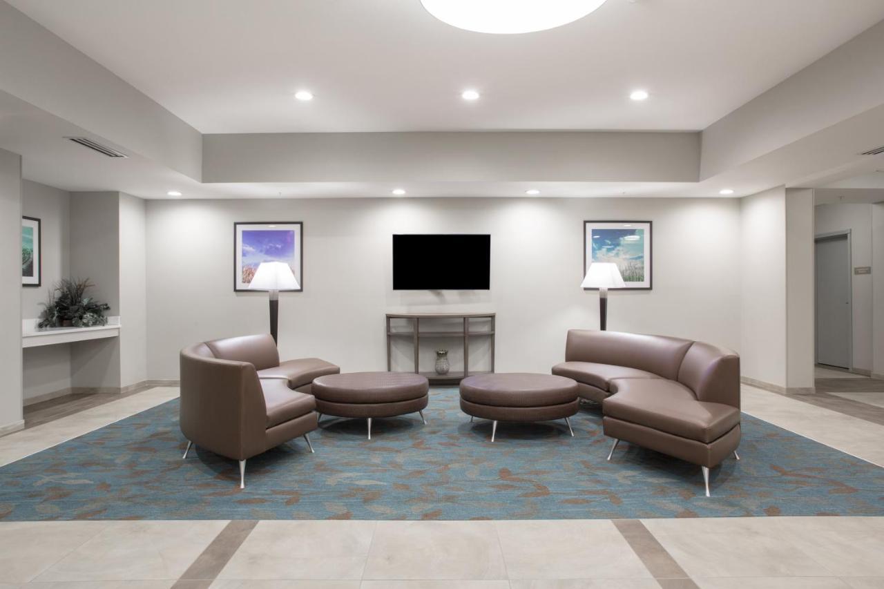 Candlewood Suites Pueblo By Ihg Extérieur photo